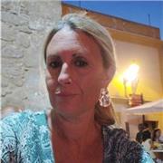 Psicóloga y profesora de educación especial imparte clases de todas las materias a alumnado con todo tipo de NEAE